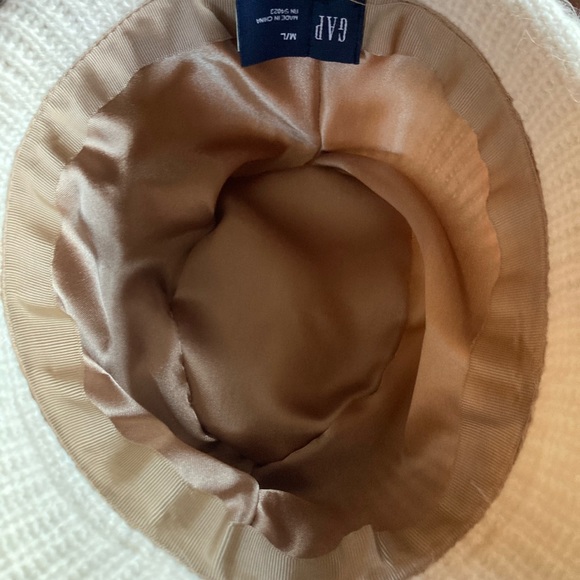 Cream gap knitted fedora - Picture 2 of 4